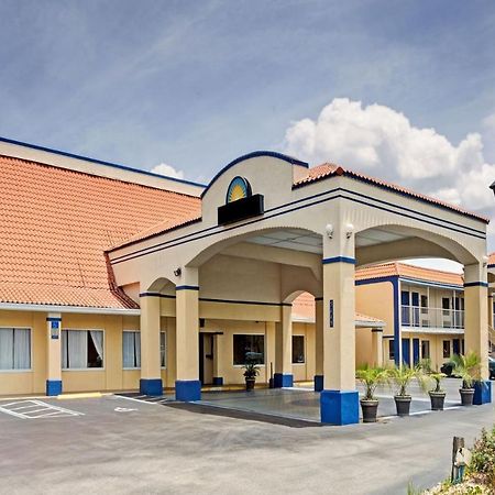 Zen Living Suites Extended Stay - Jacksonville - University Blvd エクステリア 写真